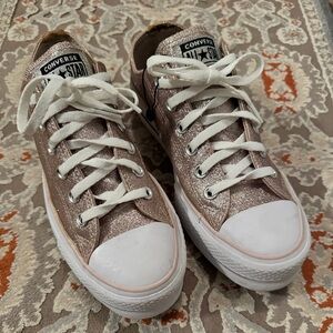 All star Converse women size US 7